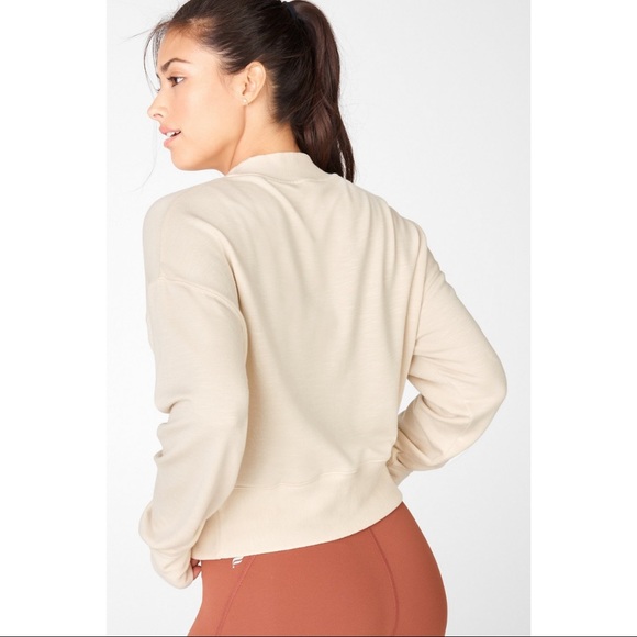 Fabletics Cream Lune Long Sleeve Pullover Sizes XS and L - Picture 2 of 5